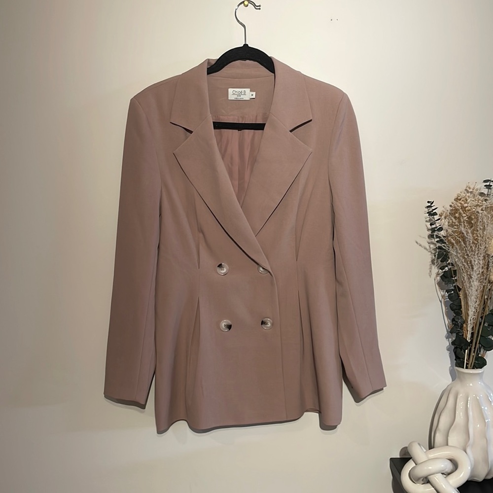 CHIC SINGED BLAZER from NA-KD - Picture 2 of 10